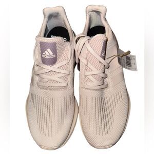 Adidas Swift Run US Women's 8.5 Brand New Light Pink Knit Lifestyle Sneaker